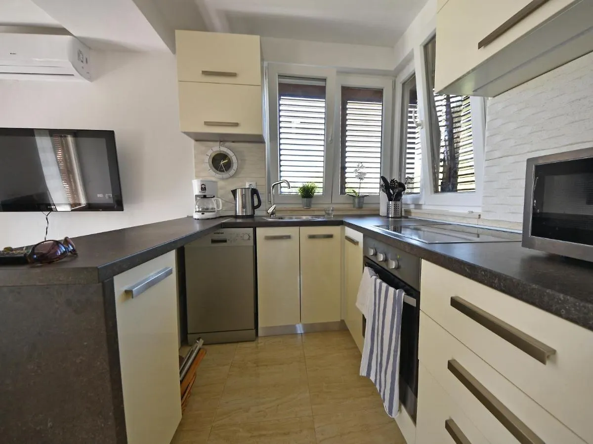 Holiday Home Arbo By Interhome Bibinje